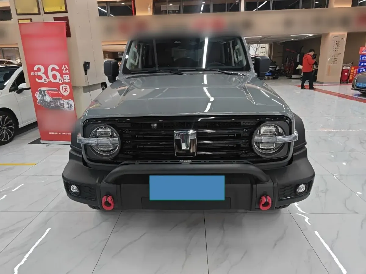 2024 Tank 300 2.0T 227HP L4 8AT,autocango,china used car exporter,china ev exporter,chinese used car exporter,chinese used ev exporter