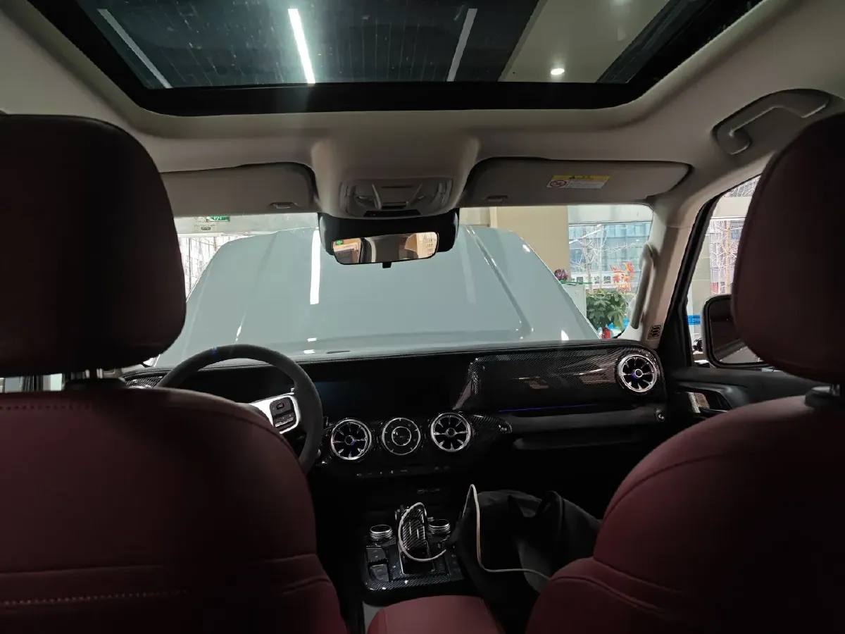 2024 Tank 300 2.0T 227HP L4 8AT,autocango,china used car exporter,china ev exporter,chinese used car exporter,chinese used ev exporter