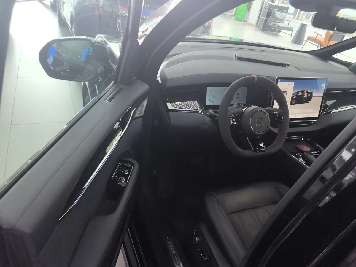 2022 Zeekr 009 BEV 116KWH,autocango,china used car exporter,china ev exporter,chinese used car exporter,chinese used ev exporter