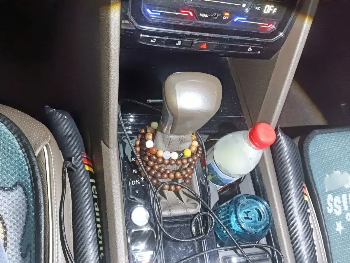 2020 Volkswagen Viloran 2.0T 220HP L4 7DCT,autocango,china used car exporter,china ev exporter,chinese used car exporter,chinese used ev exporter