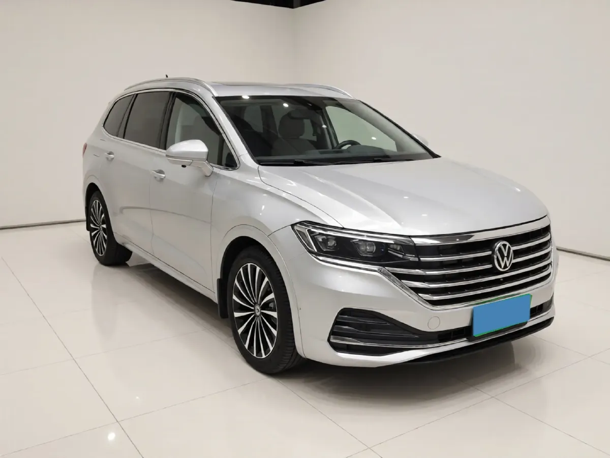 2020 Volkswagen Viloran 2.0T 220HP L4 7DCT,autocango,china used car exporter,china ev exporter,chinese used car exporter,chinese used ev exporter