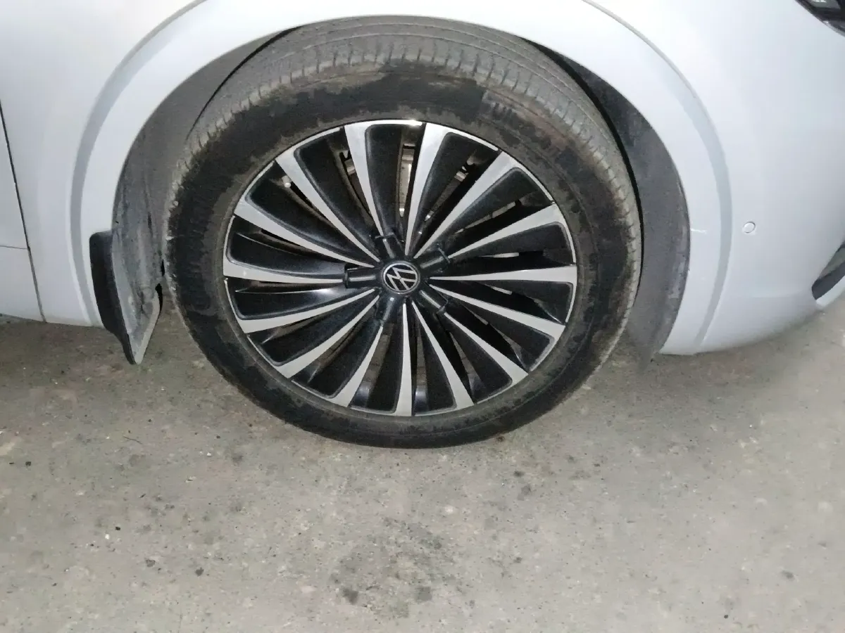 2020 Volkswagen Viloran 2.0T 220HP L4 7DCT,autocango,china used car exporter,china ev exporter,chinese used car exporter,chinese used ev exporter