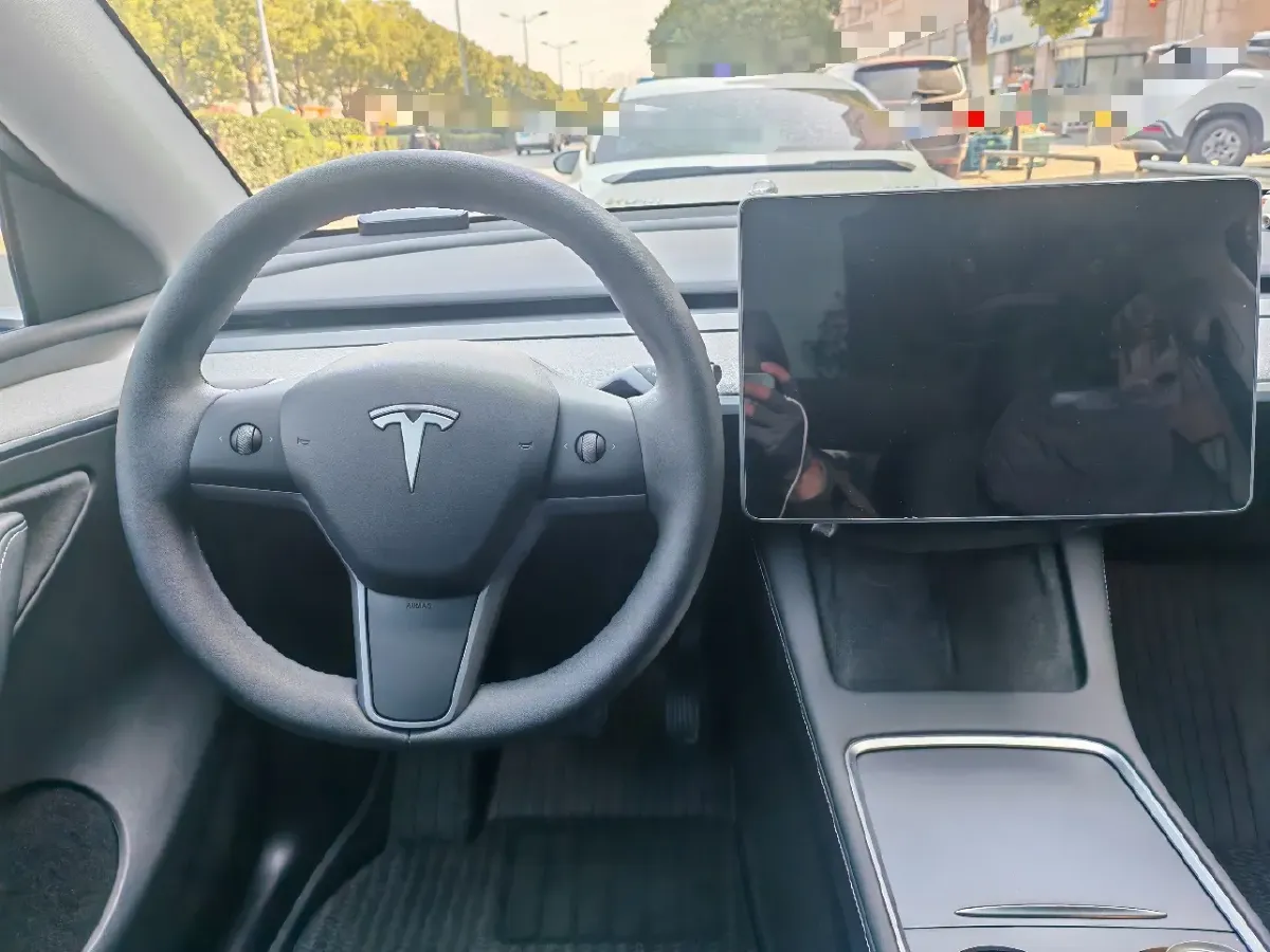 2024 Tesla Model Y BEV 60KWH,autocango,china used car exporter,china ev exporter,chinese used car exporter,chinese used ev exporter