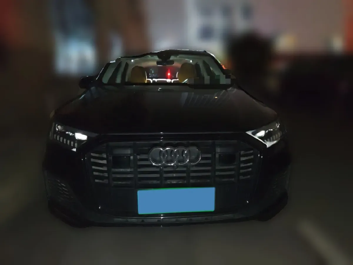 2021 Audi Q7 3.0T 340HP V6 8AT,autocango,china used car exporter,china ev exporter,chinese used car exporter,chinese used ev exporter