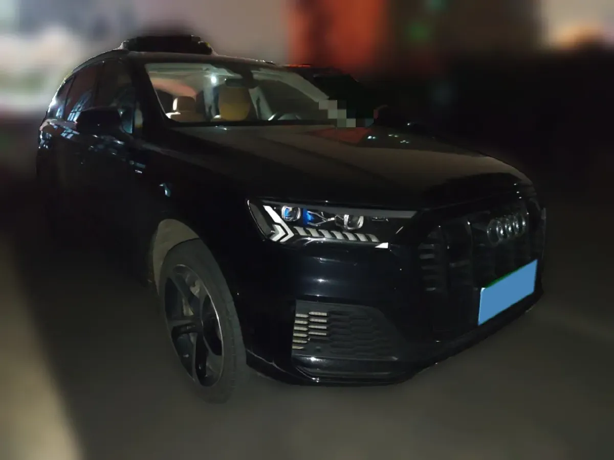 2021 Audi Q7 3.0T 340HP V6 8AT,autocango,china used car exporter,china ev exporter,chinese used car exporter,chinese used ev exporter