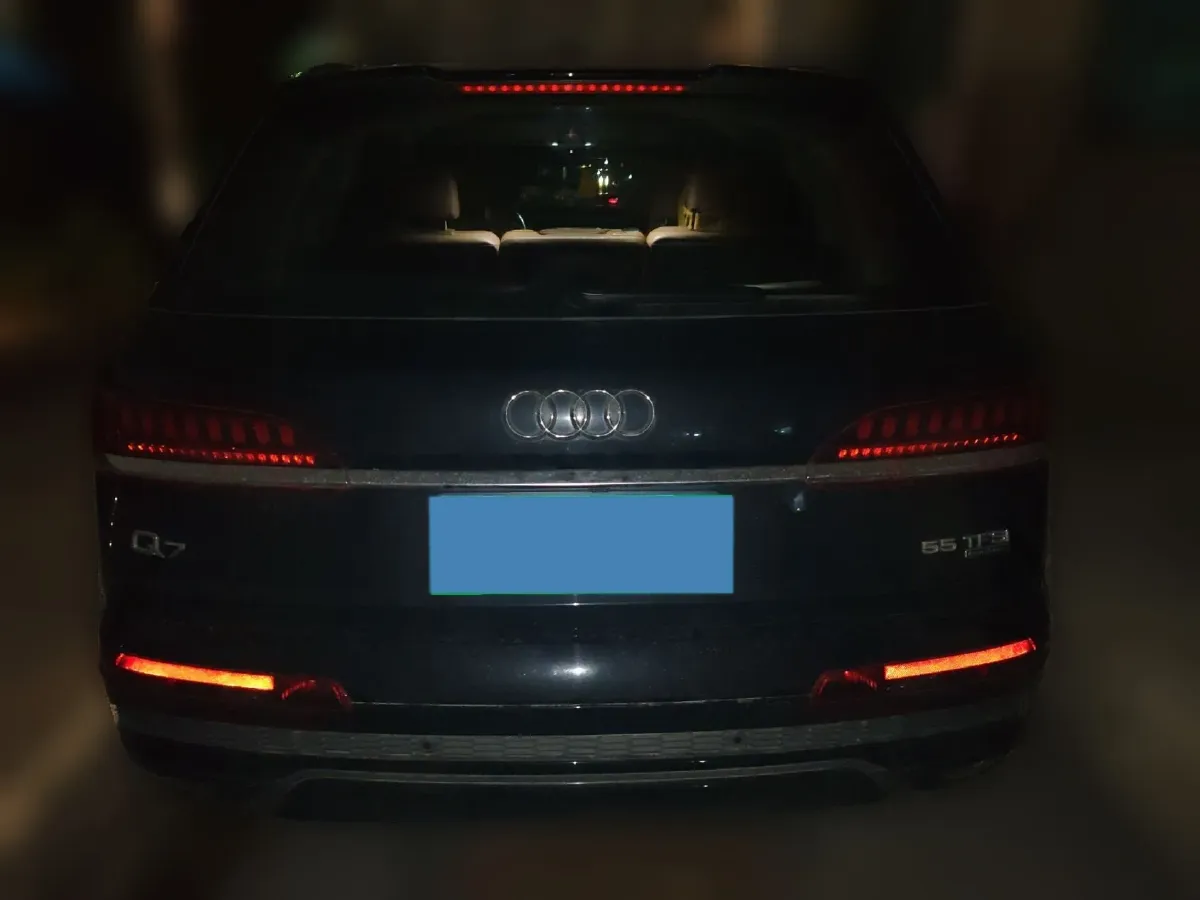 2021 Audi Q7 3.0T 340HP V6 8AT,autocango,china used car exporter,china ev exporter,chinese used car exporter,chinese used ev exporter