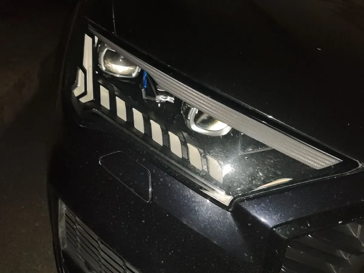 2021 Audi Q7 3.0T 340HP V6 8AT,autocango,china used car exporter,china ev exporter,chinese used car exporter,chinese used ev exporter