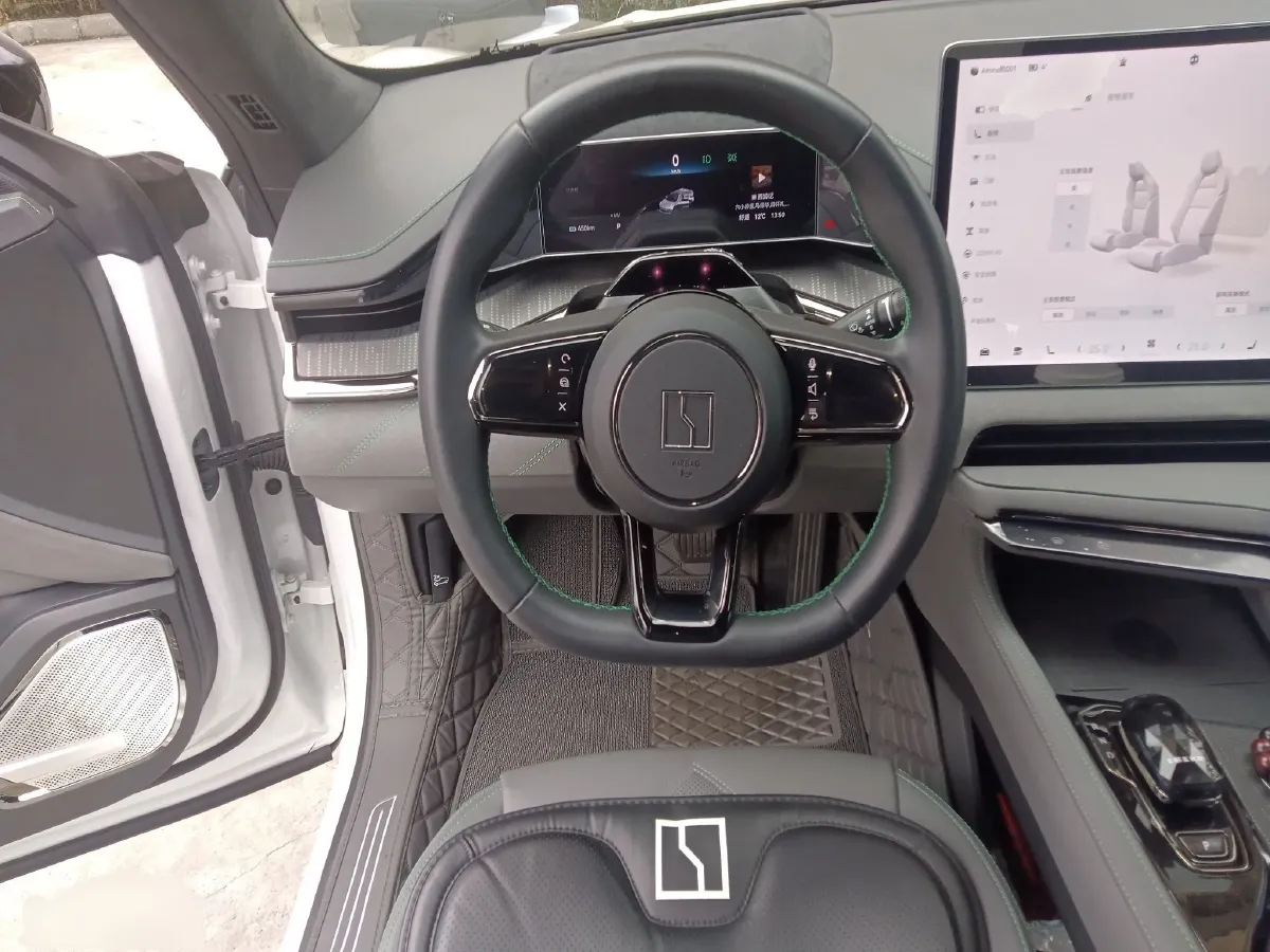 2023 Zeekr 001 BEV 86KWH,autocango,china used car exporter,china ev exporter,chinese used car exporter,chinese used ev exporter