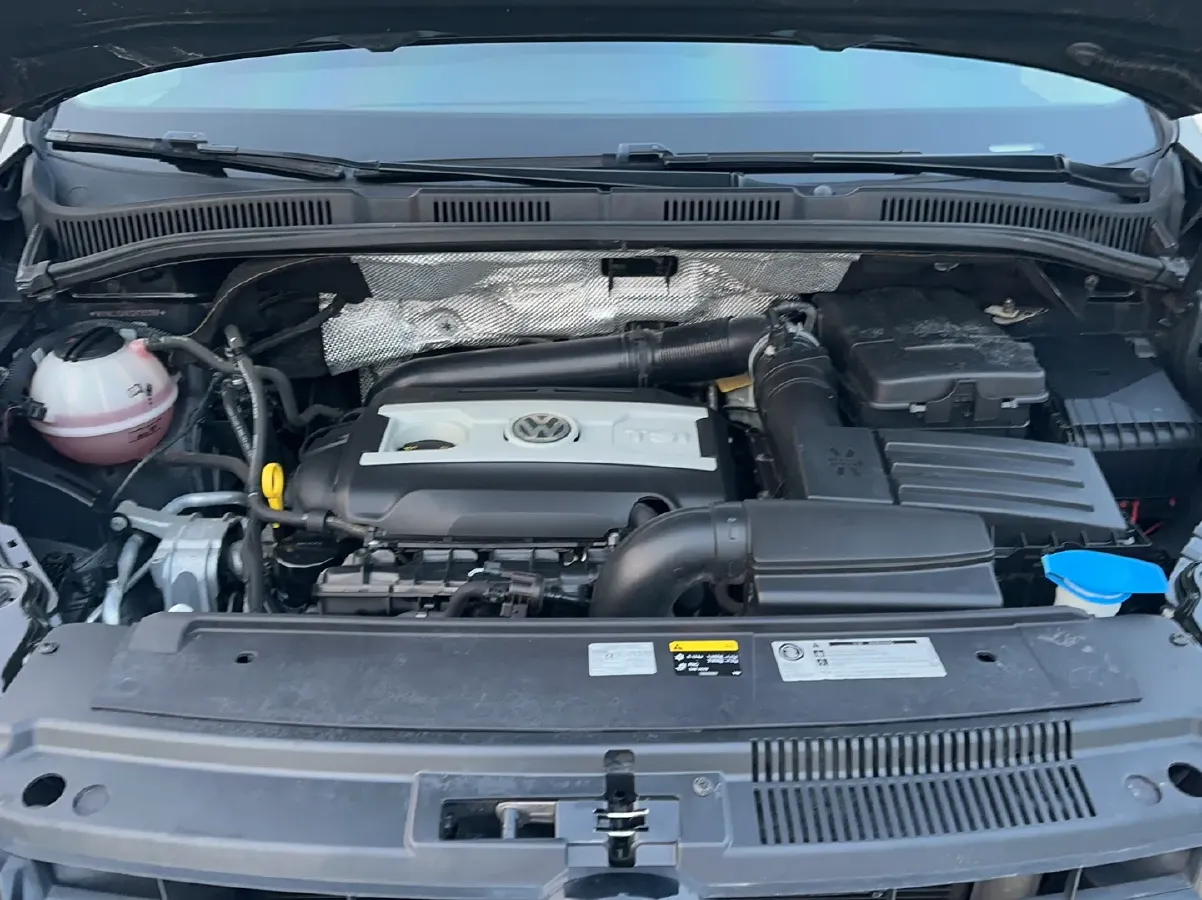 2013 Volkswagen Sharan 1.8T 160HP L4 6DCT,autocango,china used car exporter,china ev exporter,chinese used car exporter,chinese used ev exporter
