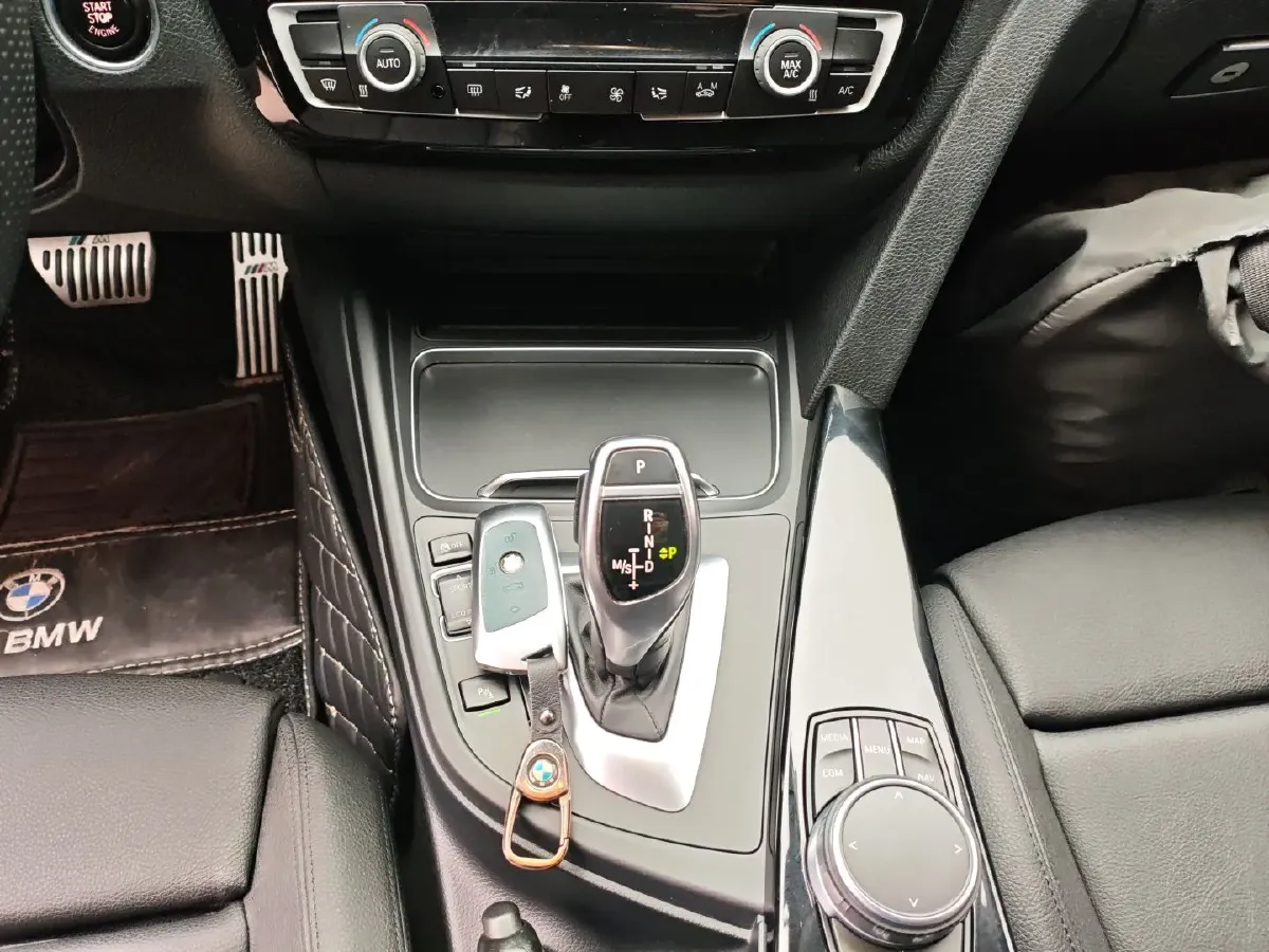 2018 BMW 3 Series 2.0T 184HP L4 8AT,autocango,china used car exporter,china ev exporter,chinese used car exporter,chinese used ev exporter