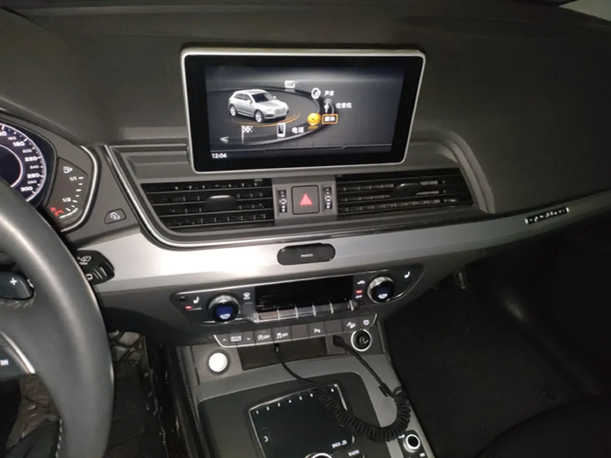 2018 Audi Q5L 2.0T 190HP L4 7DCT,autocango,china used car exporter,china ev exporter,chinese used car exporter,chinese used ev exporter