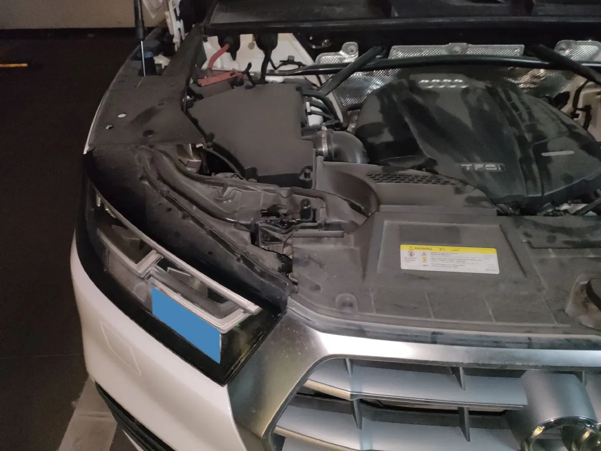 2018 Audi Q5L 2.0T 190HP L4 7DCT,autocango,china used car exporter,china ev exporter,chinese used car exporter,chinese used ev exporter