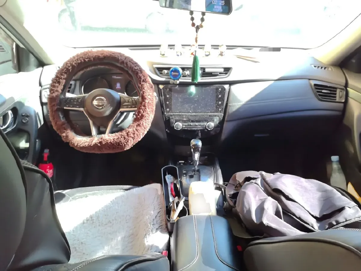 2019 Nissan X-Trail 2.0L 154HP L4 CVT,autocango,china used car exporter,china ev exporter,chinese used car exporter,chinese used ev exporter