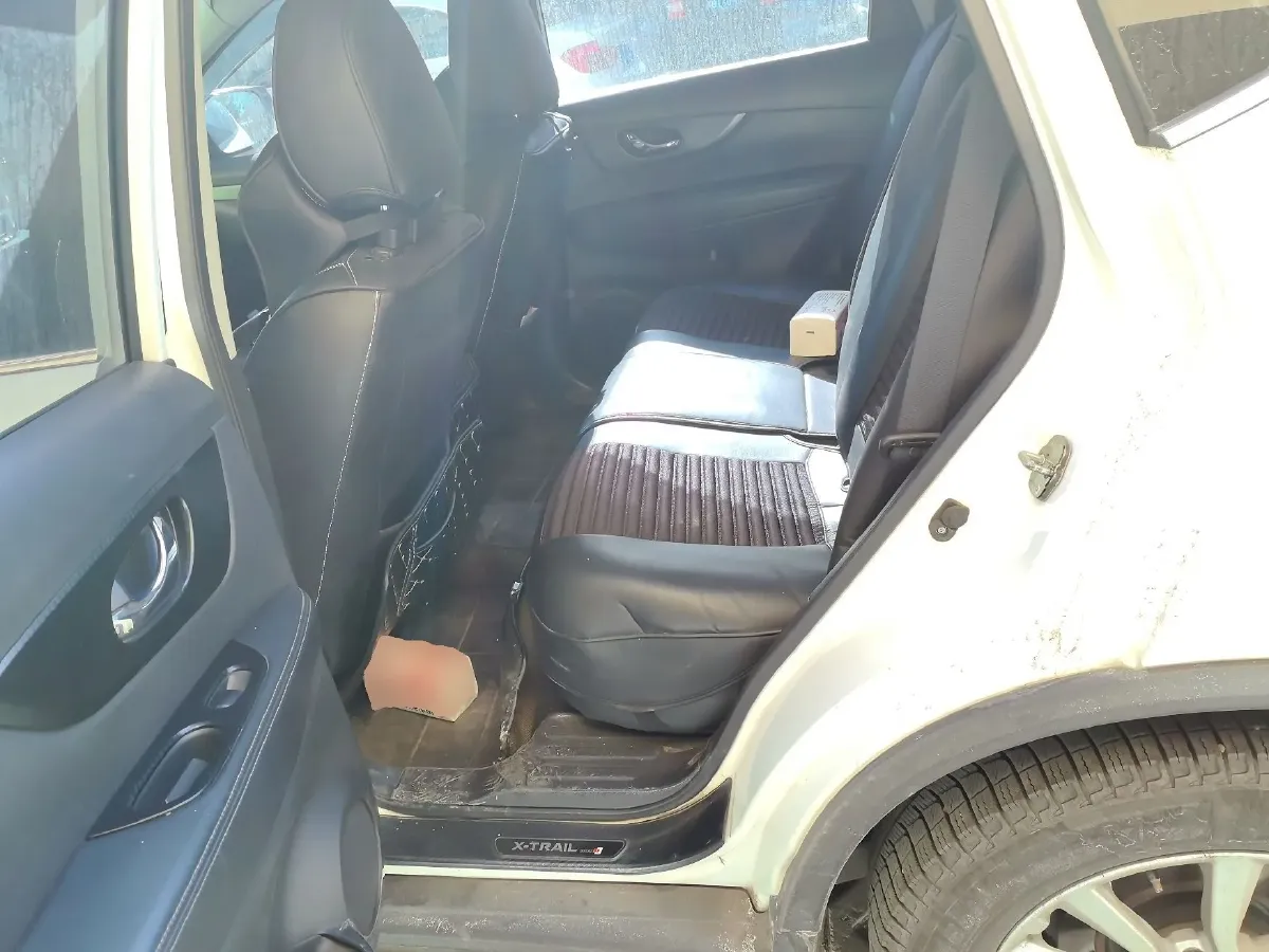 2019 Nissan X-Trail 2.0L 154HP L4 CVT,autocango,china used car exporter,china ev exporter,chinese used car exporter,chinese used ev exporter