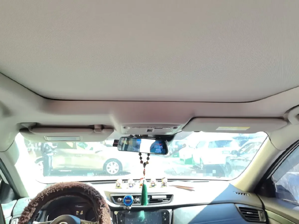 2019 Nissan X-Trail 2.0L 154HP L4 CVT,autocango,china used car exporter,china ev exporter,chinese used car exporter,chinese used ev exporter