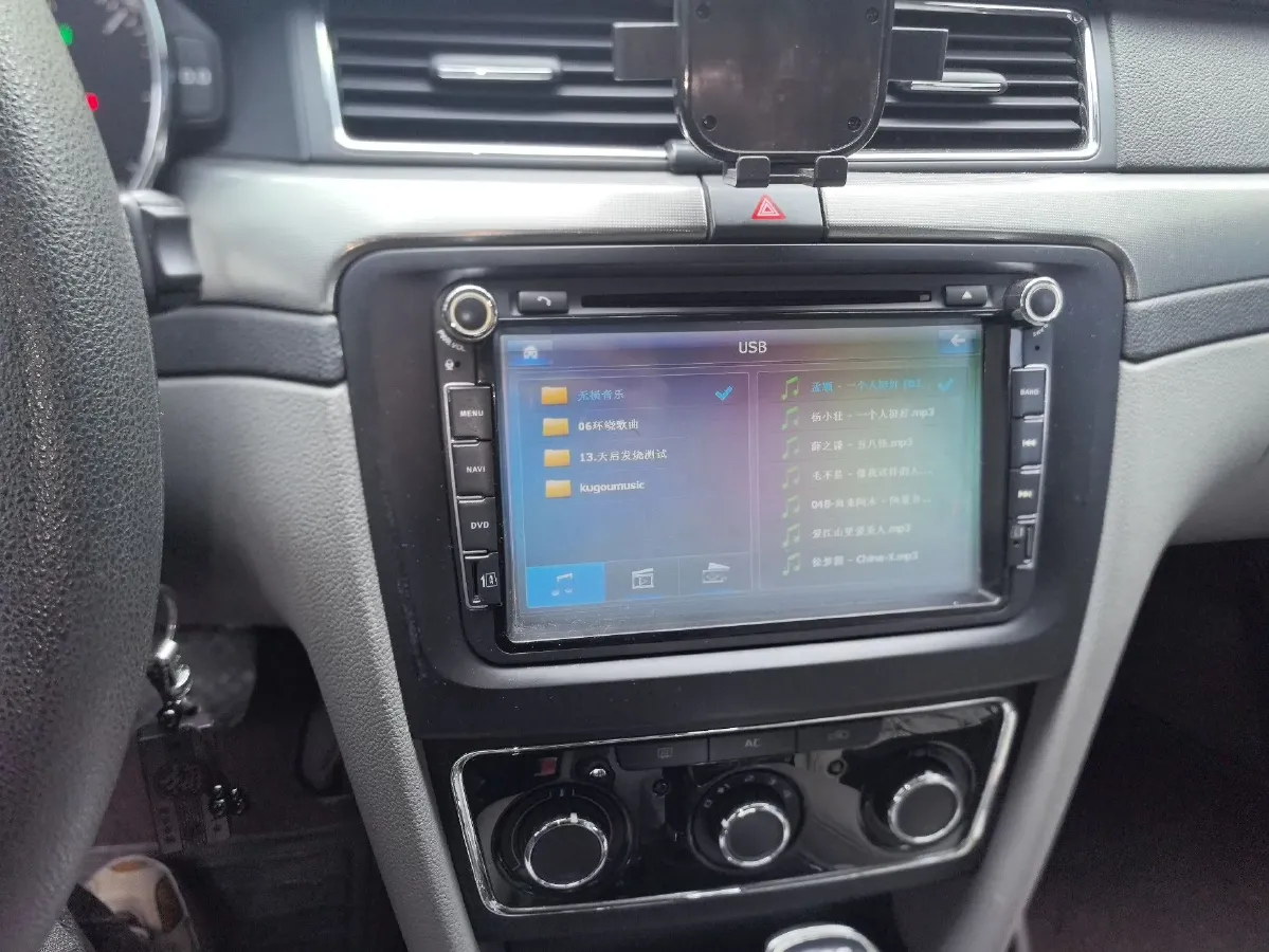 2013 Skoda Superb 1.4T 131HP L4 7DCT,autocango,china used car exporter,china ev exporter,chinese used car exporter,chinese used ev exporter