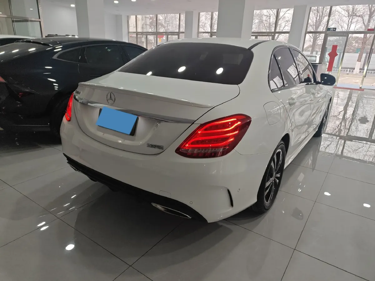 2017 Mercedes-Benz C Class 2.0T 184HP L4 7AT,autocango,china used car exporter,china ev exporter,chinese used car exporter,chinese used ev exporter