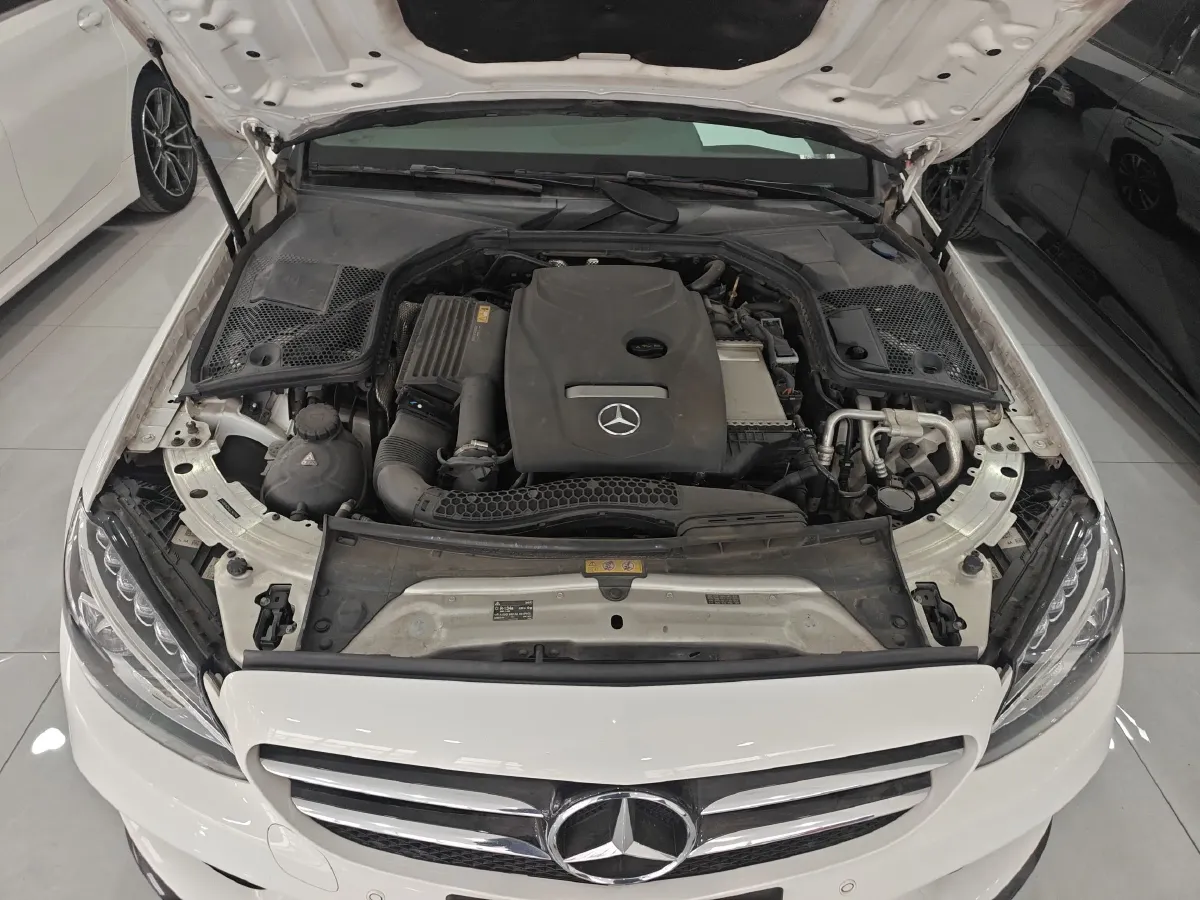 2017 Mercedes-Benz C Class 2.0T 184HP L4 7AT,autocango,china used car exporter,china ev exporter,chinese used car exporter,chinese used ev exporter