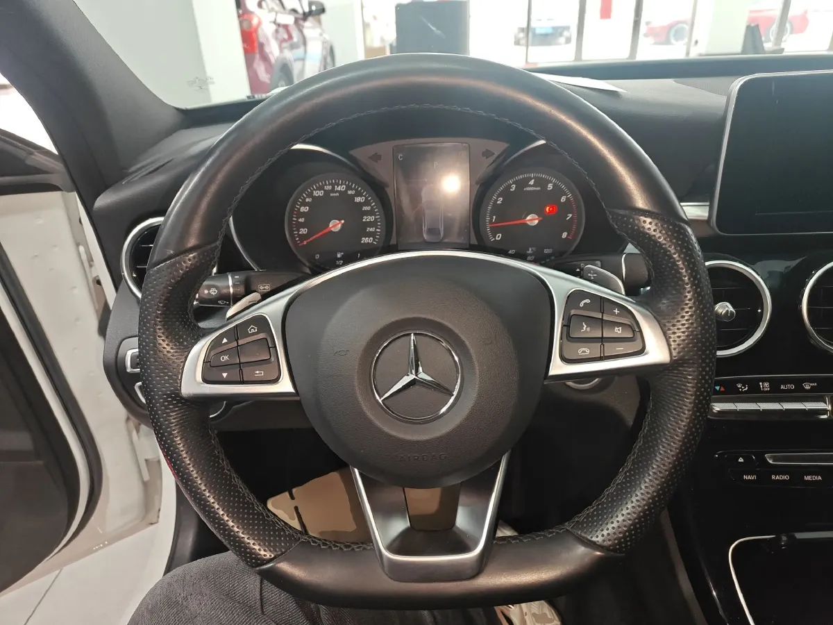2017 Mercedes-Benz C Class 2.0T 184HP L4 7AT,autocango,china used car exporter,china ev exporter,chinese used car exporter,chinese used ev exporter