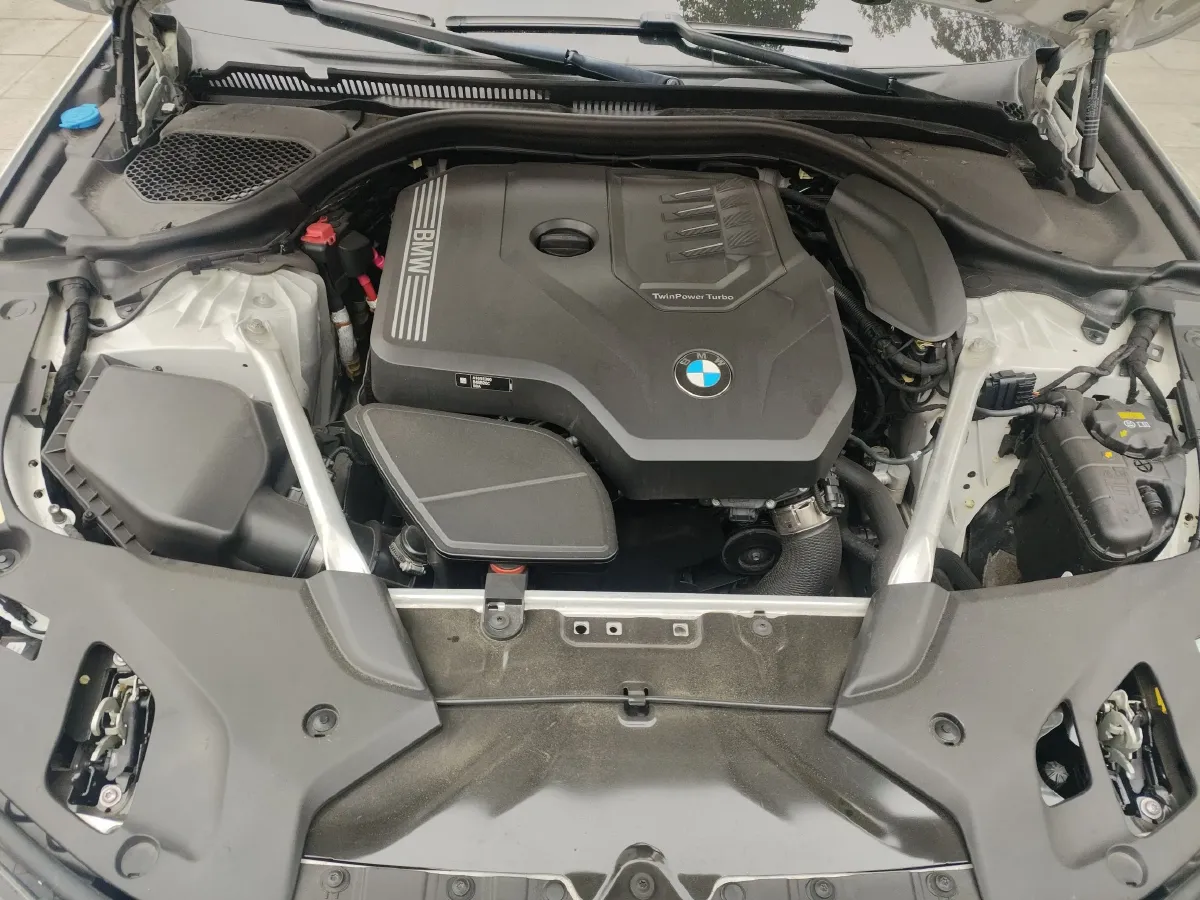 2021 Audi Q5L Sportback 2.0T 190HP L4 7DCT,autocango,china used car exporter,china ev exporter,chinese used car exporter,chinese used ev exporter