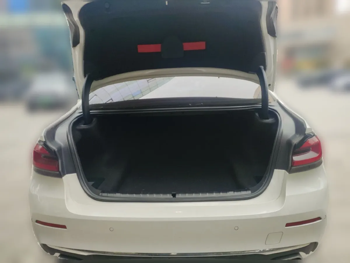 2021 Audi Q5L Sportback 2.0T 190HP L4 7DCT,autocango,china used car exporter,china ev exporter,chinese used car exporter,chinese used ev exporter