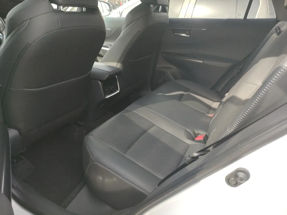 2023 Toyota Venza 2.0L 171HP L4 CVT,autocango,china used car exporter,china ev exporter,chinese used car exporter,chinese used ev exporter