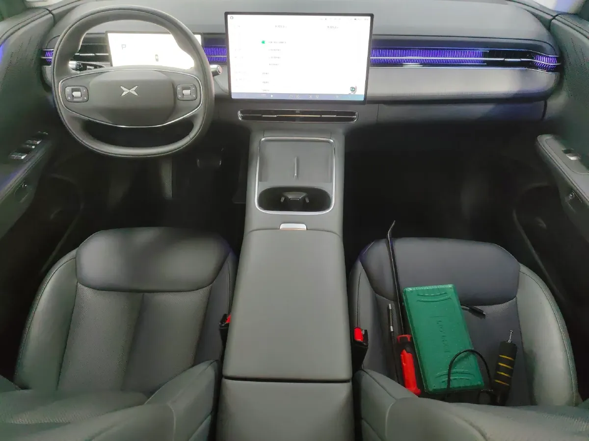 2025 Xpeng G6 BEV 68.5KWH,autocango,china used car exporter,china ev exporter,chinese used car exporter,chinese used ev exporter