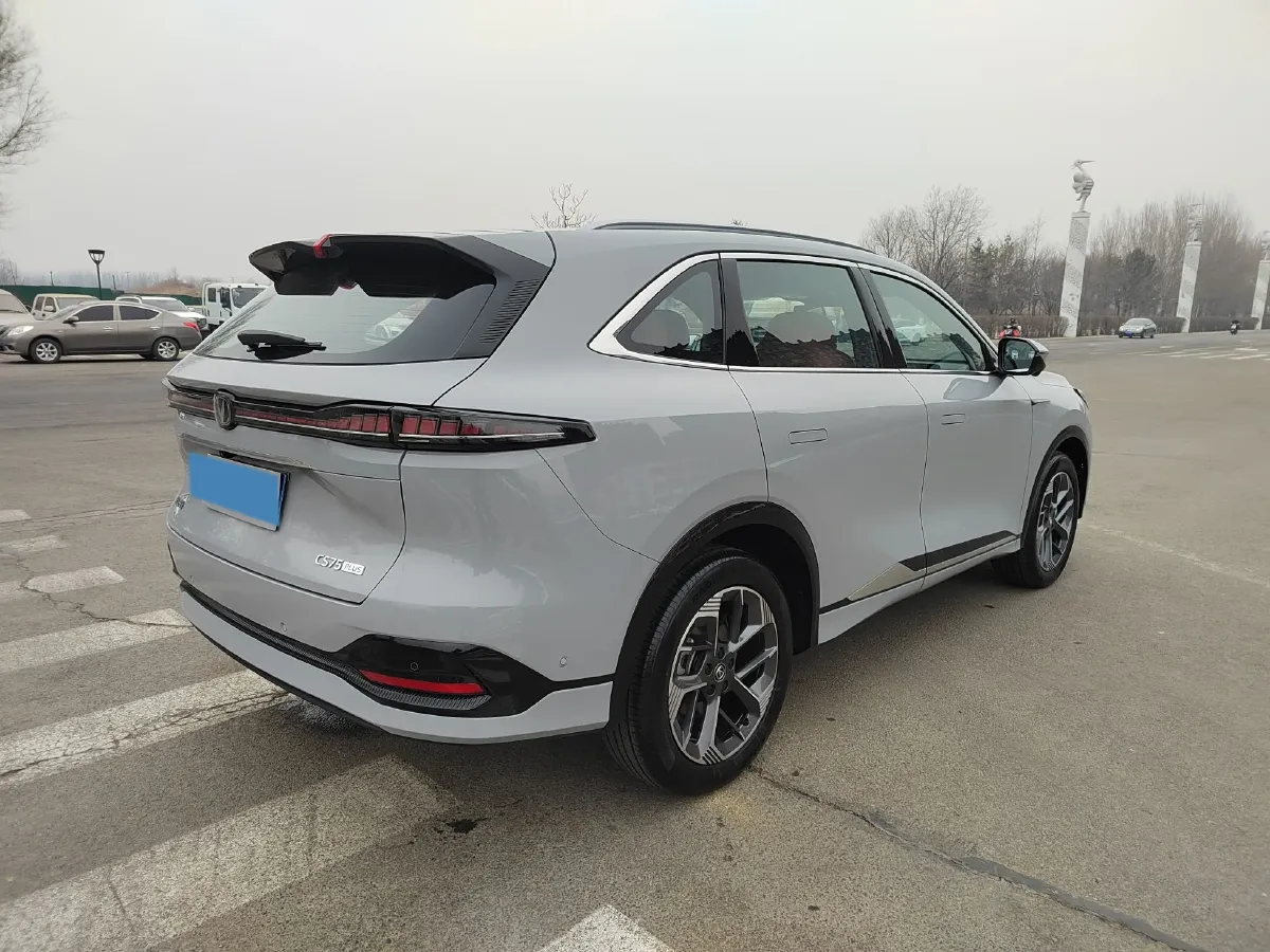 2025 ChangAn CS75 Plus 1.5T 192HP L4 8AT,autocango,china used car exporter,china ev exporter,chinese used car exporter,chinese used ev exporter