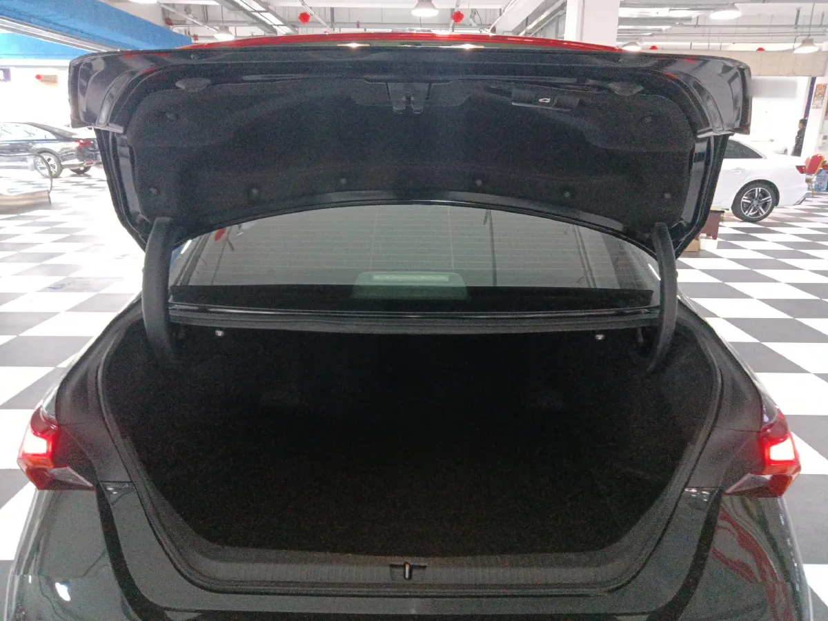 2019 Toyota Avalon 2.5L 178HP L4 E-CVT Hybrid,autocango,china used car exporter,china ev exporter,chinese used car exporter,chinese used ev exporter