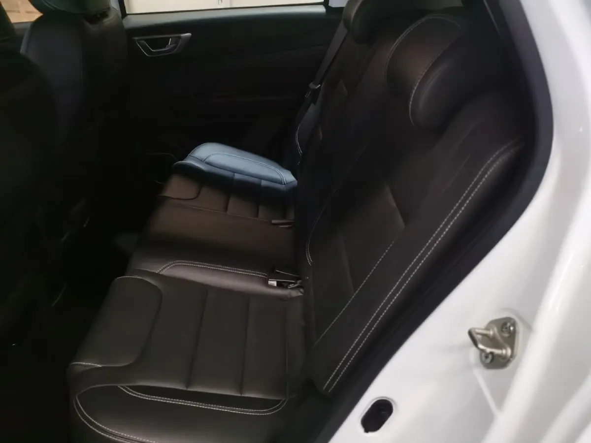 2017 Geely Vision X3 1.5L 102HP L4 4AT,autocango,china used car exporter,china ev exporter,chinese used car exporter,chinese used ev exporter