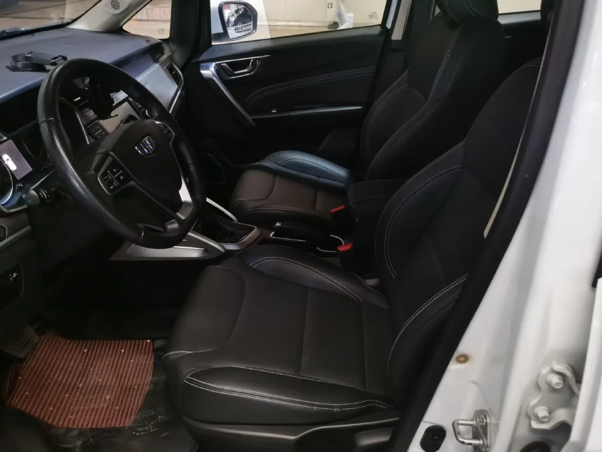 2017 Geely Vision X3 1.5L 102HP L4 4AT,autocango,china used car exporter,china ev exporter,chinese used car exporter,chinese used ev exporter