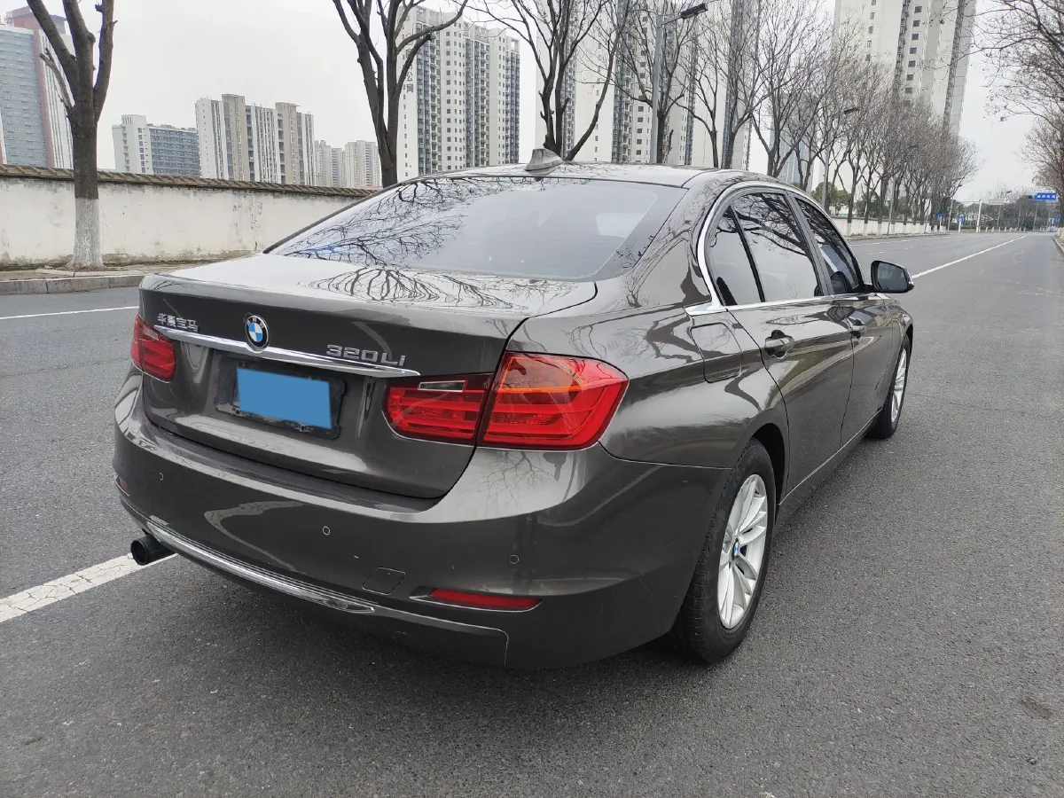 2015 BMW 3 Series 2.0T 184HP L4 8AT,autocango,china used car exporter,china ev exporter,chinese used car exporter,chinese used ev exporter