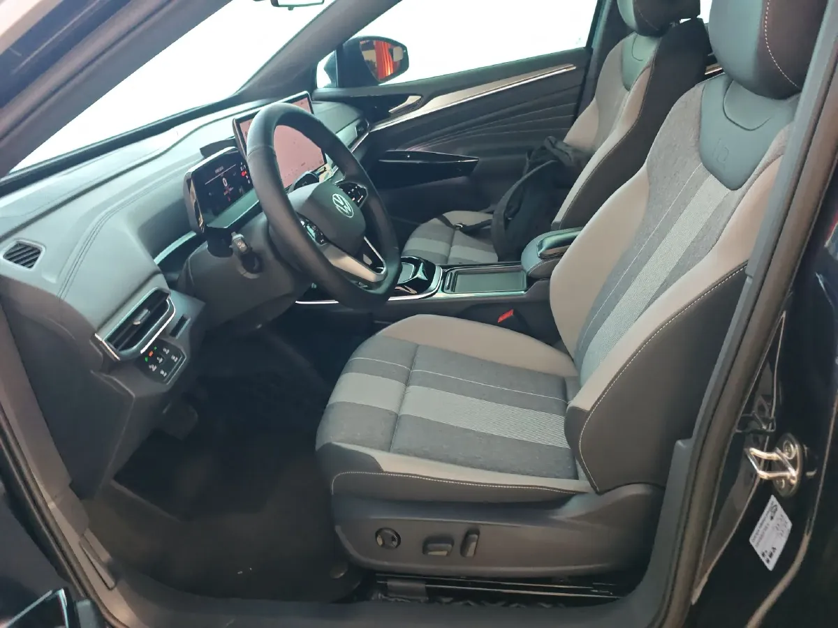 2025 Volkswagen ID.4 Crozz BEV 55.7KWH,autocango,china used car exporter,china ev exporter,chinese used car exporter,chinese used ev exporter