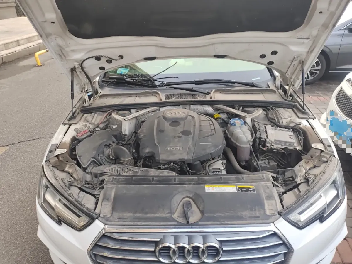 2018 Audi A4L 2.0T 190HP L4 7DCT,autocango,china used car exporter,china ev exporter,chinese used car exporter,chinese used ev exporter