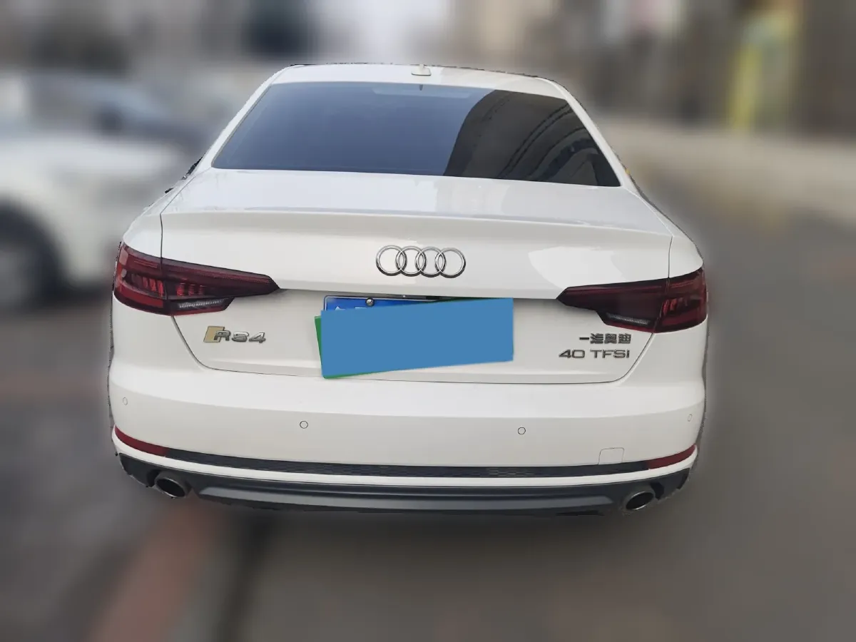 2018 Audi A4L 2.0T 190HP L4 7DCT,autocango,china used car exporter,china ev exporter,chinese used car exporter,chinese used ev exporter