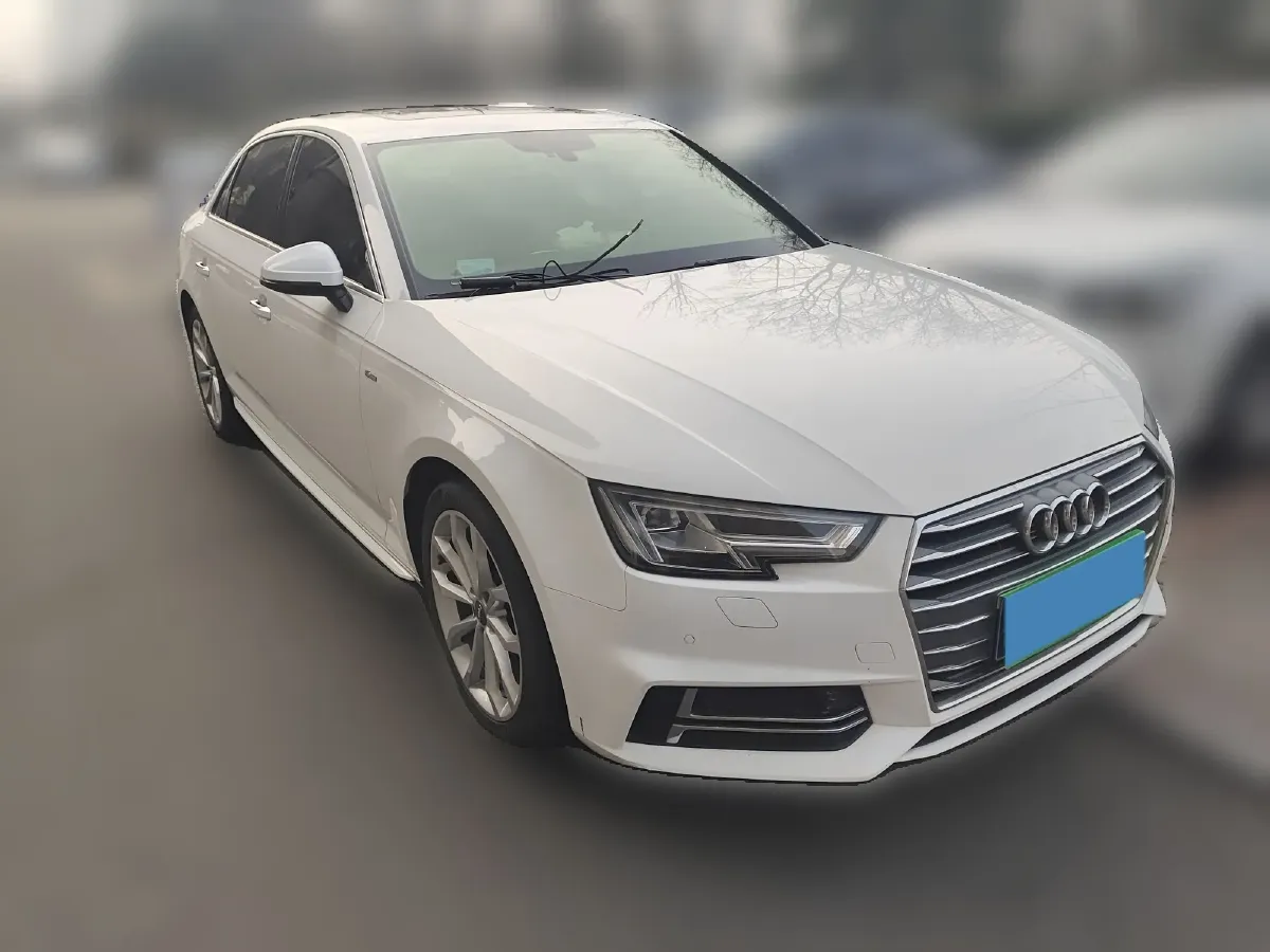 2018 Audi A4L 2.0T 190HP L4 7DCT,autocango,china used car exporter,china ev exporter,chinese used car exporter,chinese used ev exporter