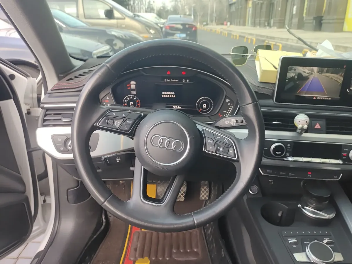 2018 Audi A4L 2.0T 190HP L4 7DCT,autocango,china used car exporter,china ev exporter,chinese used car exporter,chinese used ev exporter