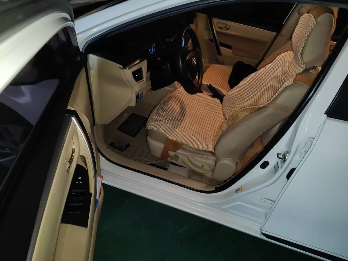 2014 Toyota Corolla 1.6L 122HP L4 CVT,autocango,china used car exporter,china ev exporter,chinese used car exporter,chinese used ev exporter