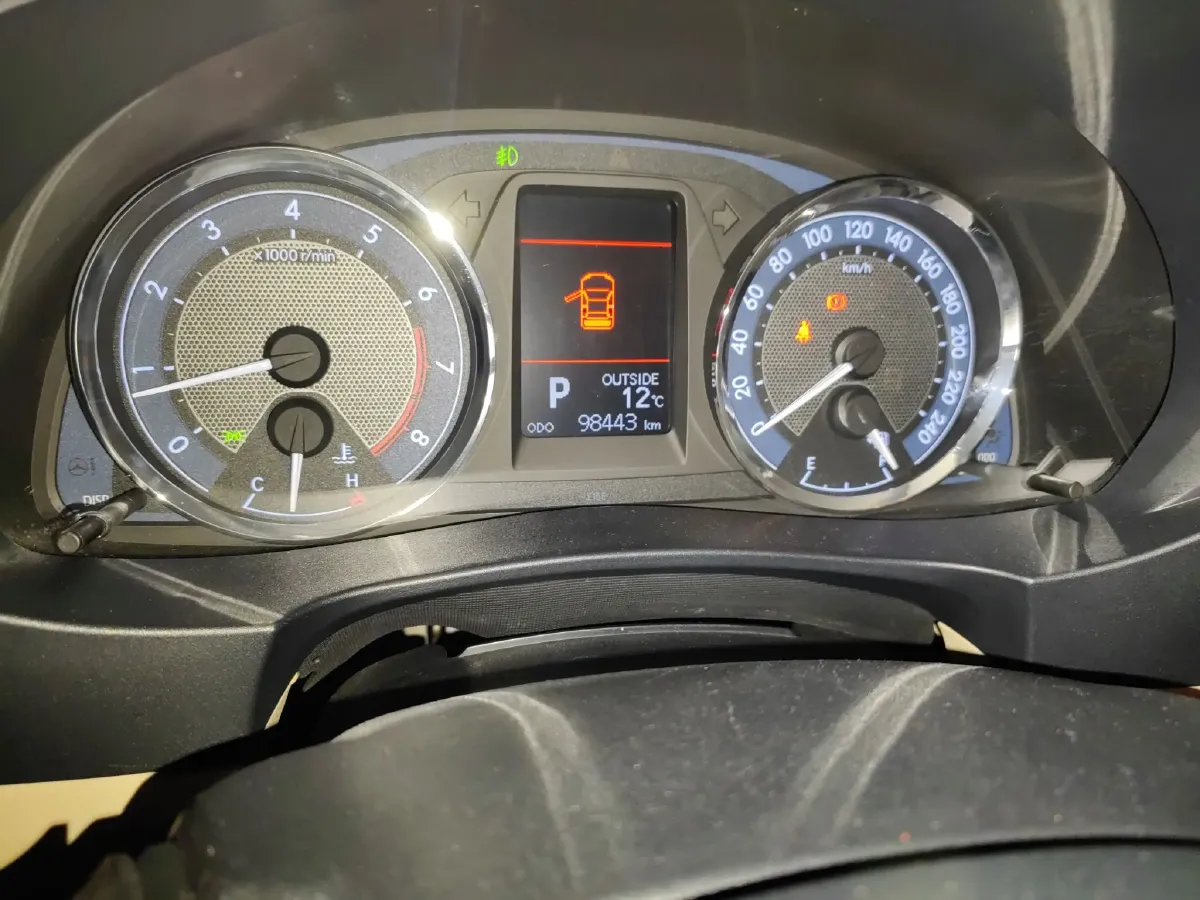 2014 Toyota Corolla 1.6L 122HP L4 CVT,autocango,china used car exporter,china ev exporter,chinese used car exporter,chinese used ev exporter