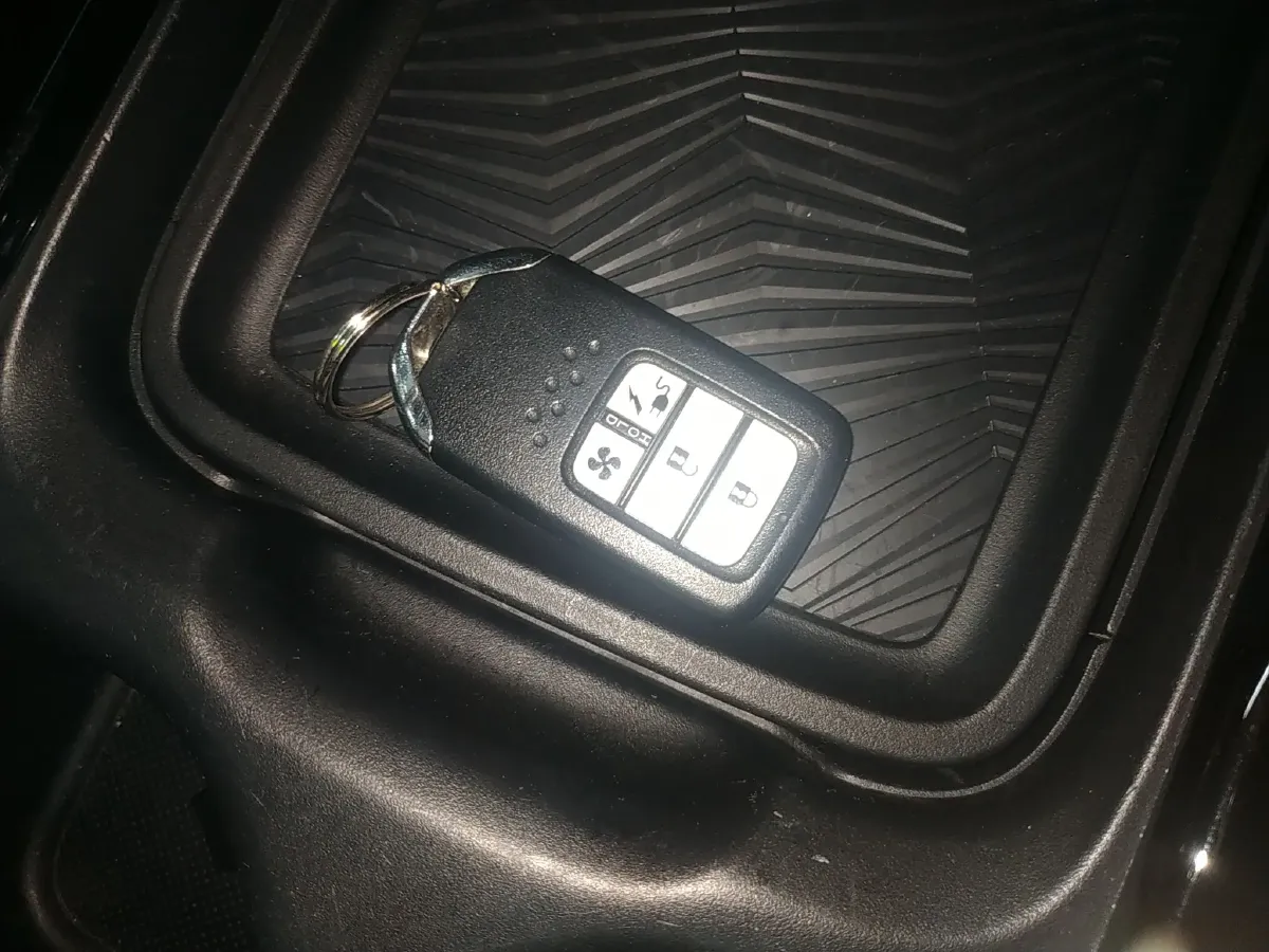 2021 Honda CR-V 2.0L 146HP L4 E-CVT PHEV 16KWH,autocango,china used car exporter,china ev exporter,chinese used car exporter,chinese used ev exporter