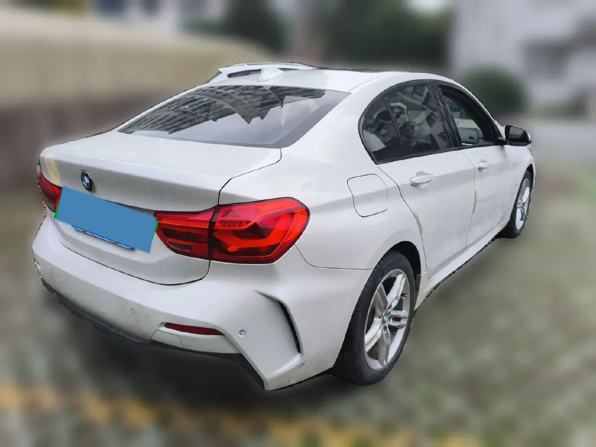 2019 BMW 1 Series 1.5T 136HP L3 6AT,autocango,china used car exporter,china ev exporter,chinese used car exporter,chinese used ev exporter