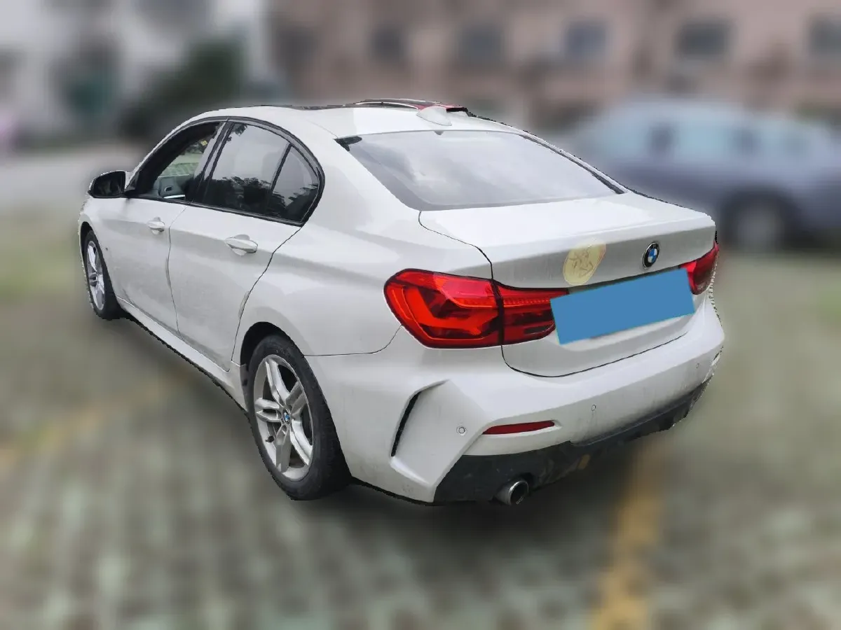 2019 BMW 1 Series 1.5T 136HP L3 6AT,autocango,china used car exporter,china ev exporter,chinese used car exporter,chinese used ev exporter