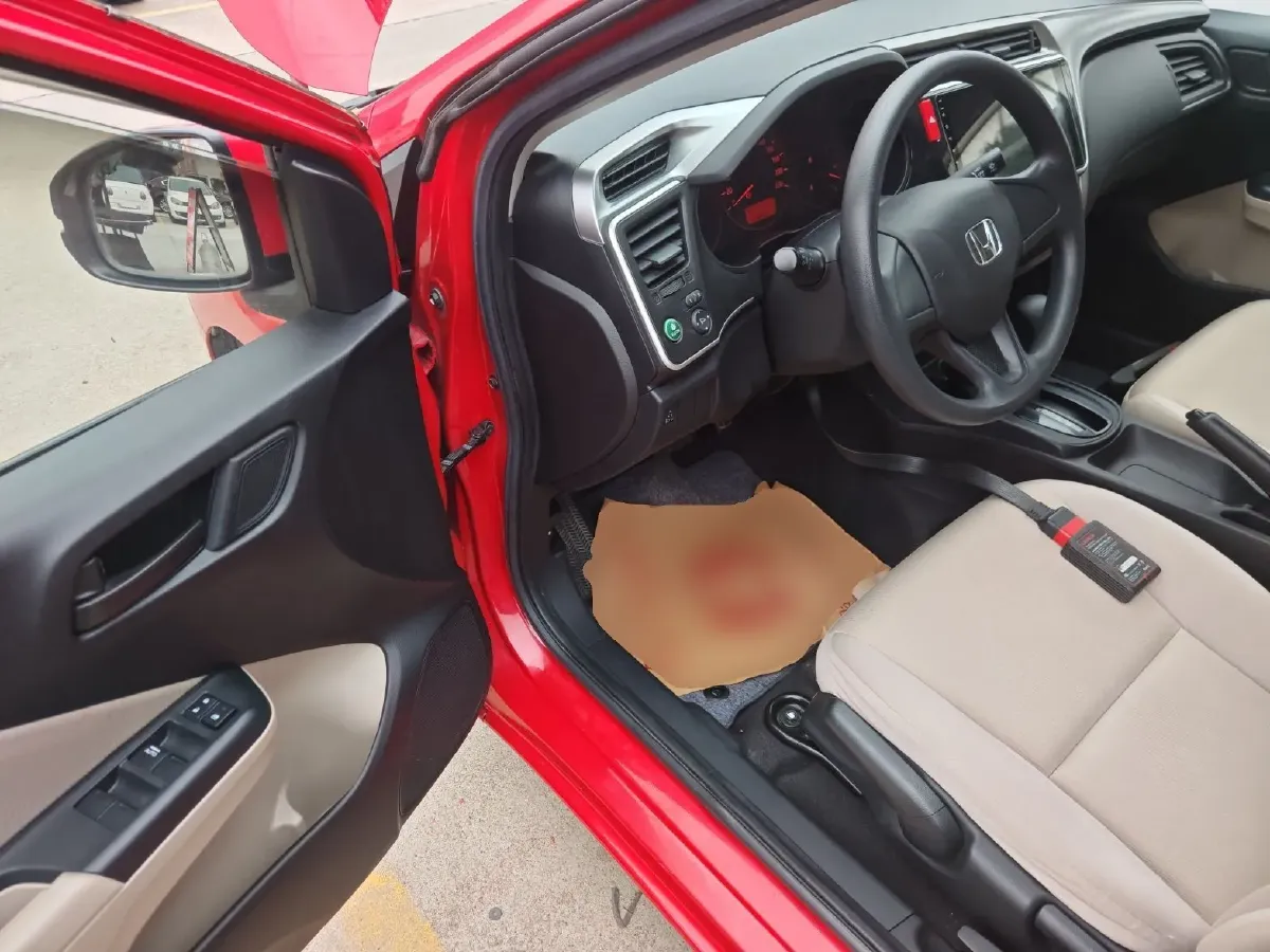 2015 Honda City 1.5L 131HP L4 CVT,autocango,china used car exporter,china ev exporter,chinese used car exporter,chinese used ev exporter