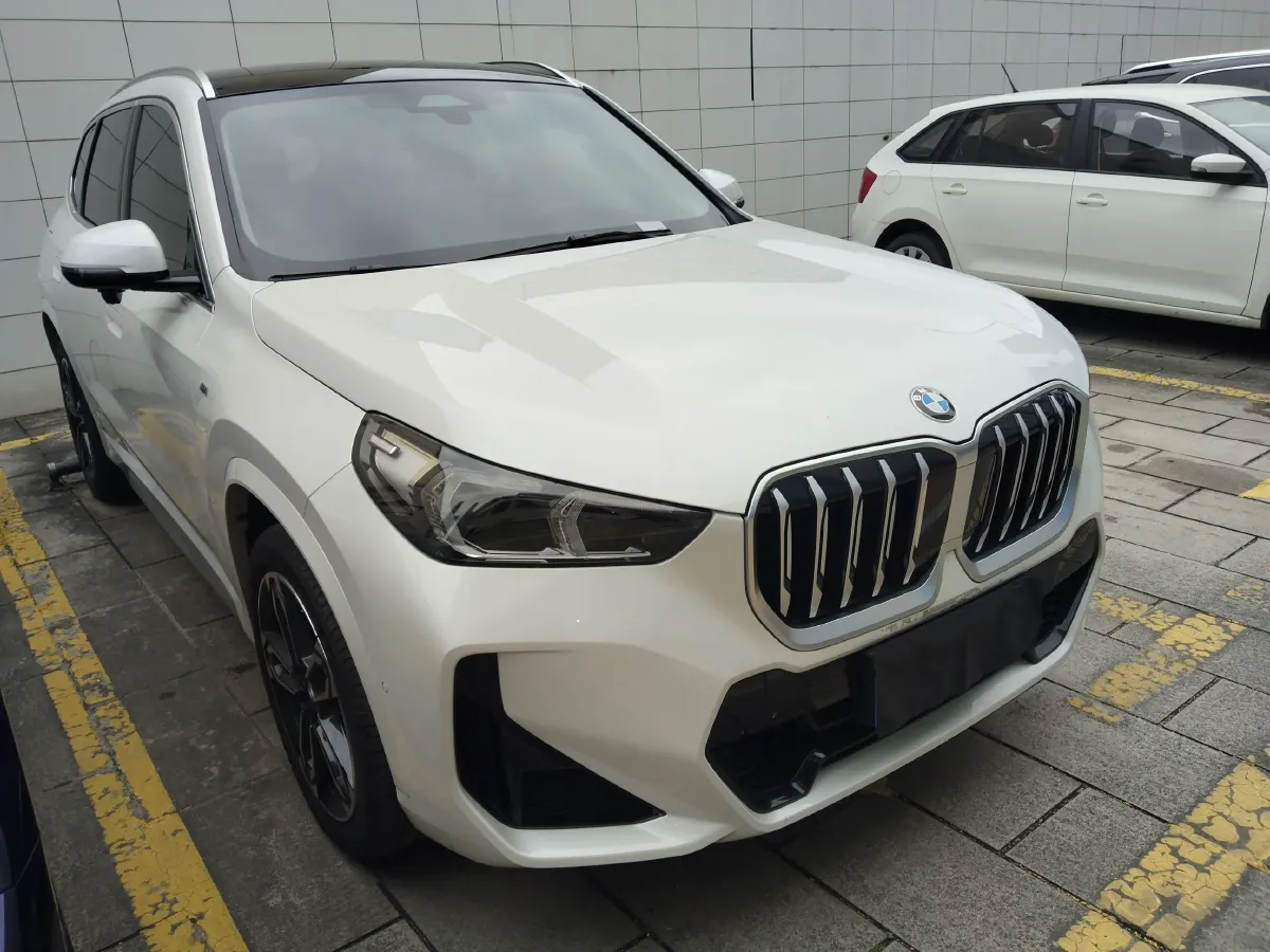 2024 BMW X1 2.0T 204HP L4 7DCT,autocango,china used car exporter,china ev exporter,chinese used car exporter,chinese used ev exporter