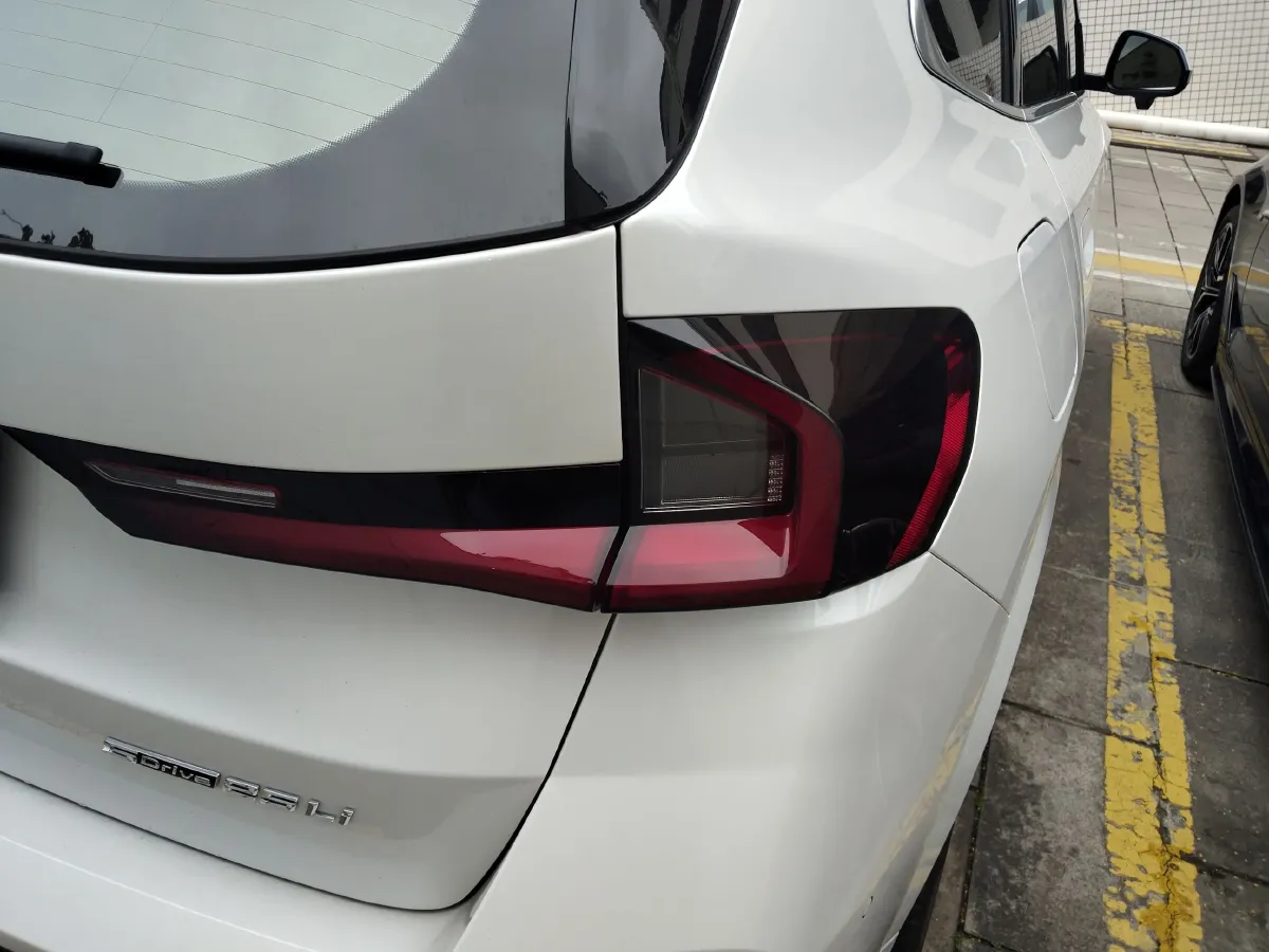 2024 BMW X1 2.0T 204HP L4 7DCT,autocango,china used car exporter,china ev exporter,chinese used car exporter,chinese used ev exporter