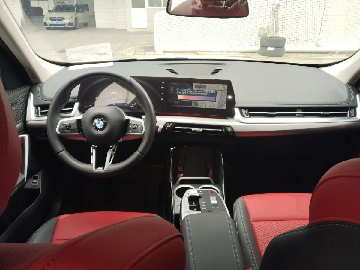 2024 BMW X1 2.0T 204HP L4 7DCT,autocango,china used car exporter,china ev exporter,chinese used car exporter,chinese used ev exporter