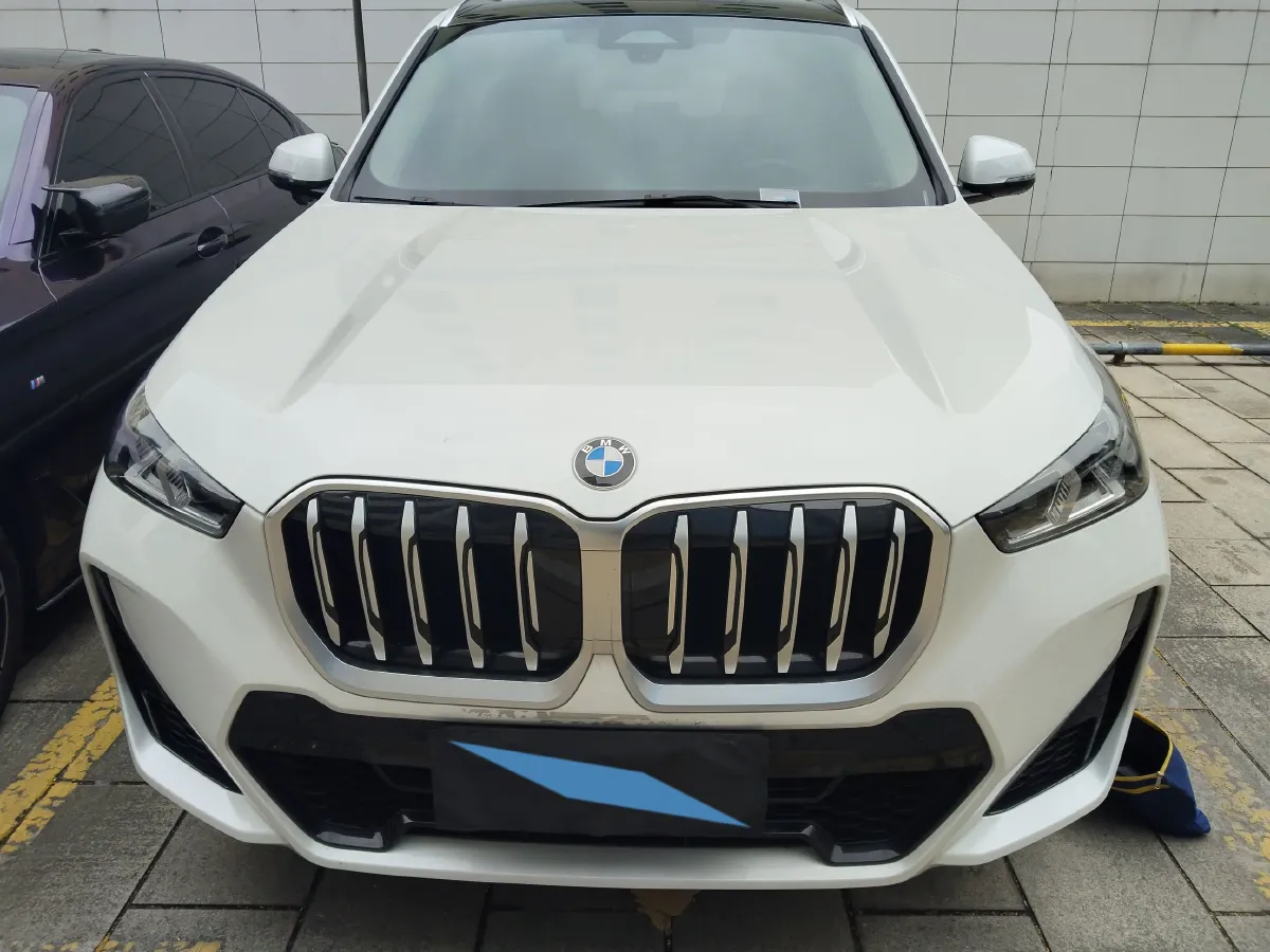 2024 BMW X1 2.0T 204HP L4 7DCT,autocango,china used car exporter,china ev exporter,chinese used car exporter,chinese used ev exporter