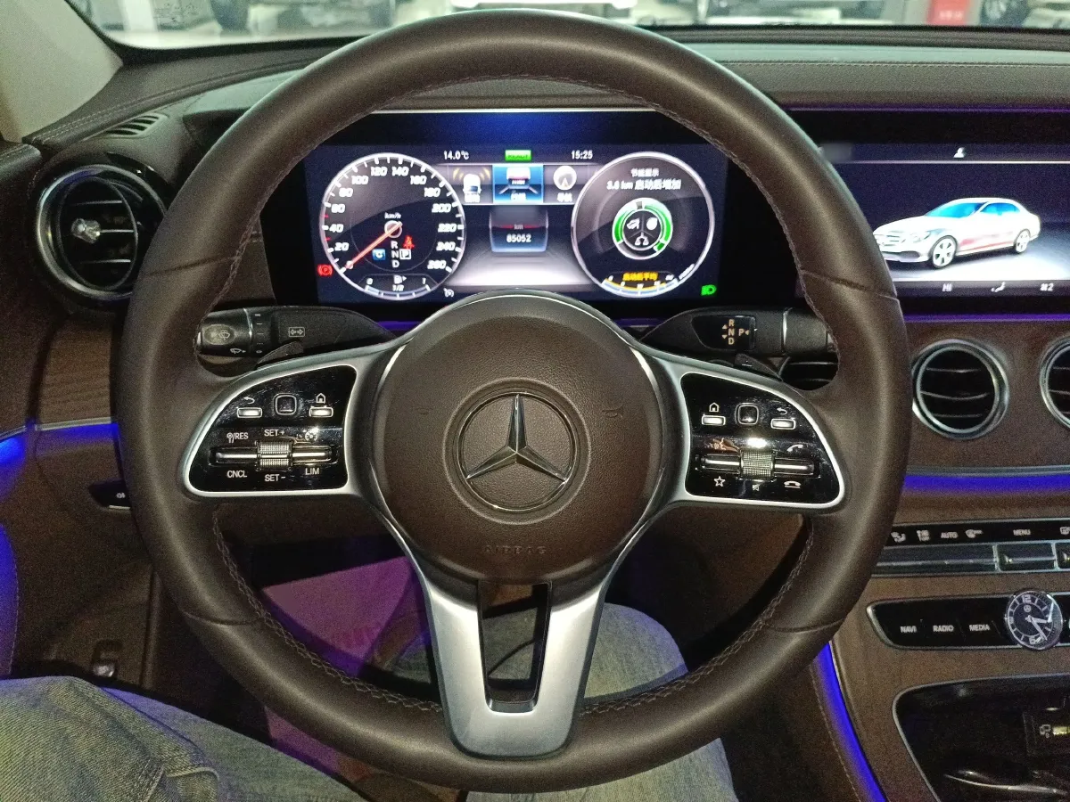 2020 Mercedes-Benz E Class 1.5T 184HP L4 9AT,autocango,china used car exporter,china ev exporter,chinese used car exporter,chinese used ev exporter
