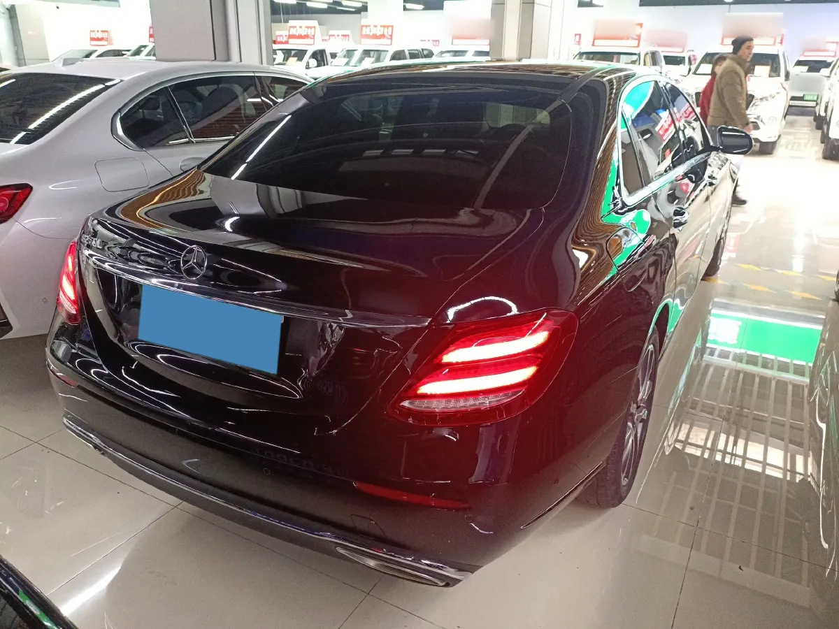 2020 Mercedes-Benz E Class 1.5T 184HP L4 9AT,autocango,china used car exporter,china ev exporter,chinese used car exporter,chinese used ev exporter