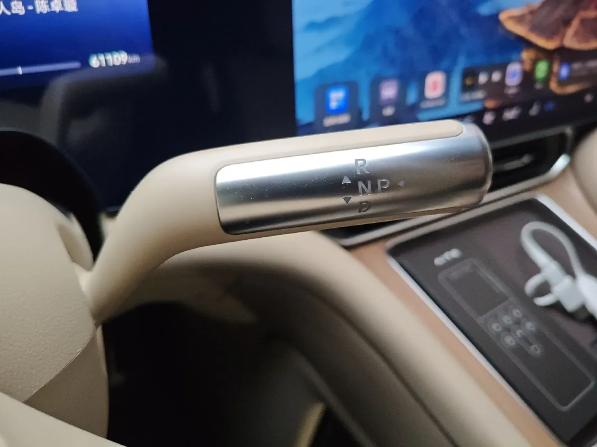 2024 AITO AITO M9 1.5T 152HP L4 REEV 42KWH,autocango,china used car exporter,china ev exporter,chinese used car exporter,chinese used ev exporter